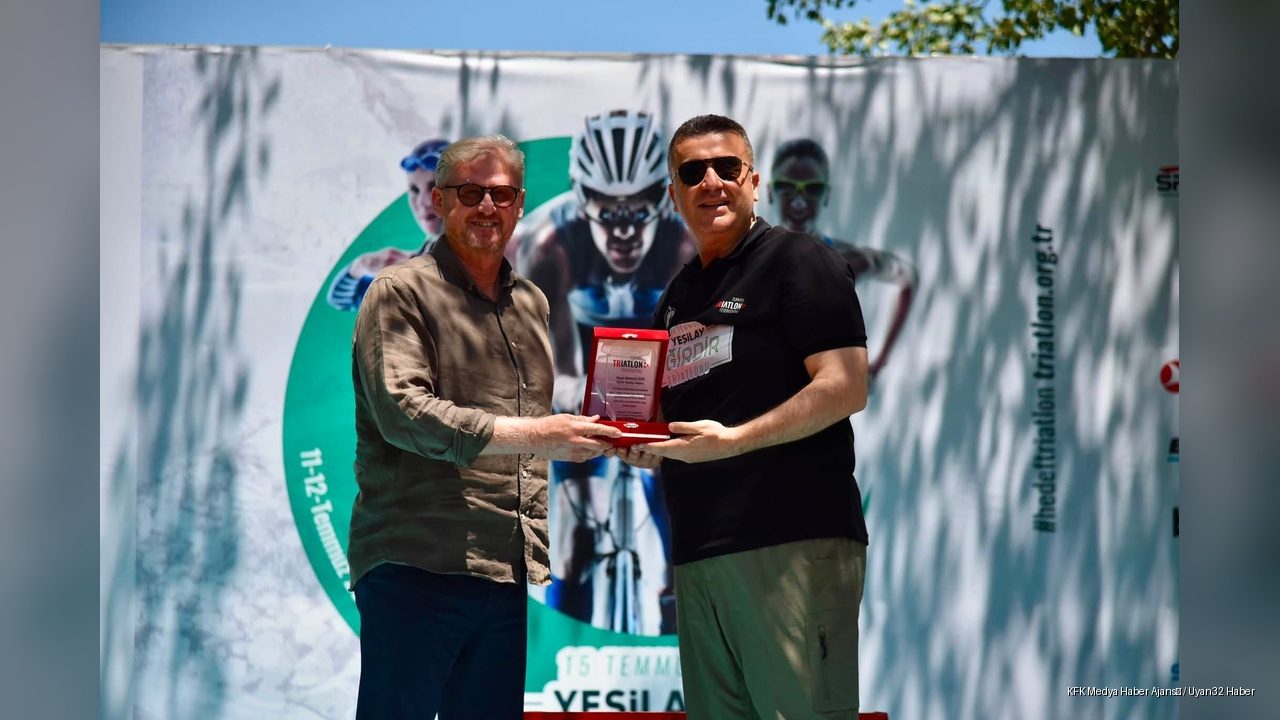 25. Eğirdir Triatlonu Sona Erdi: 500 Sporcu Yarıştı