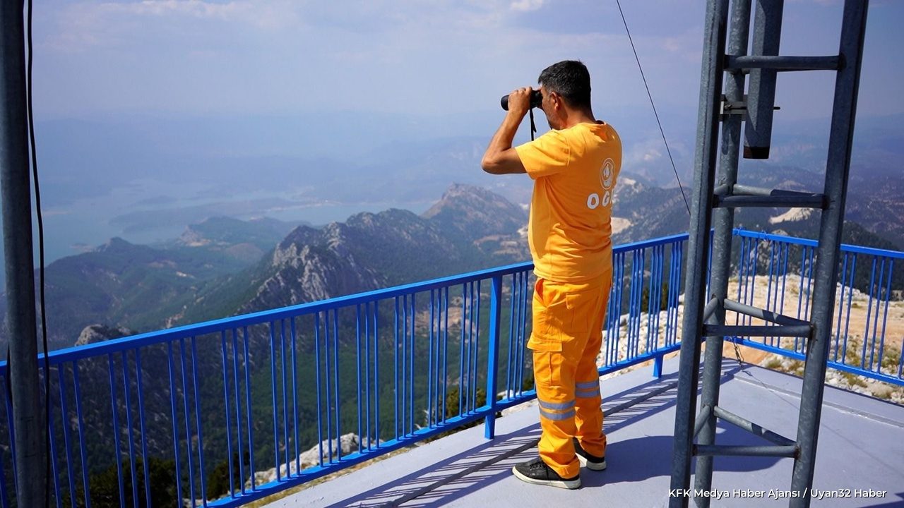 3 İli Gören Akçal Kulesi