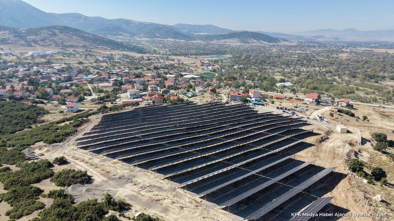 51 Bin Metrekarelik Alanda Güneş Enerjisi Santrali Açıldı