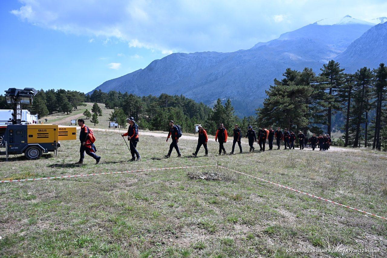 AFAD Ekipleri Isparta’da Zorlu Sınavı Geçti - Detay 8
