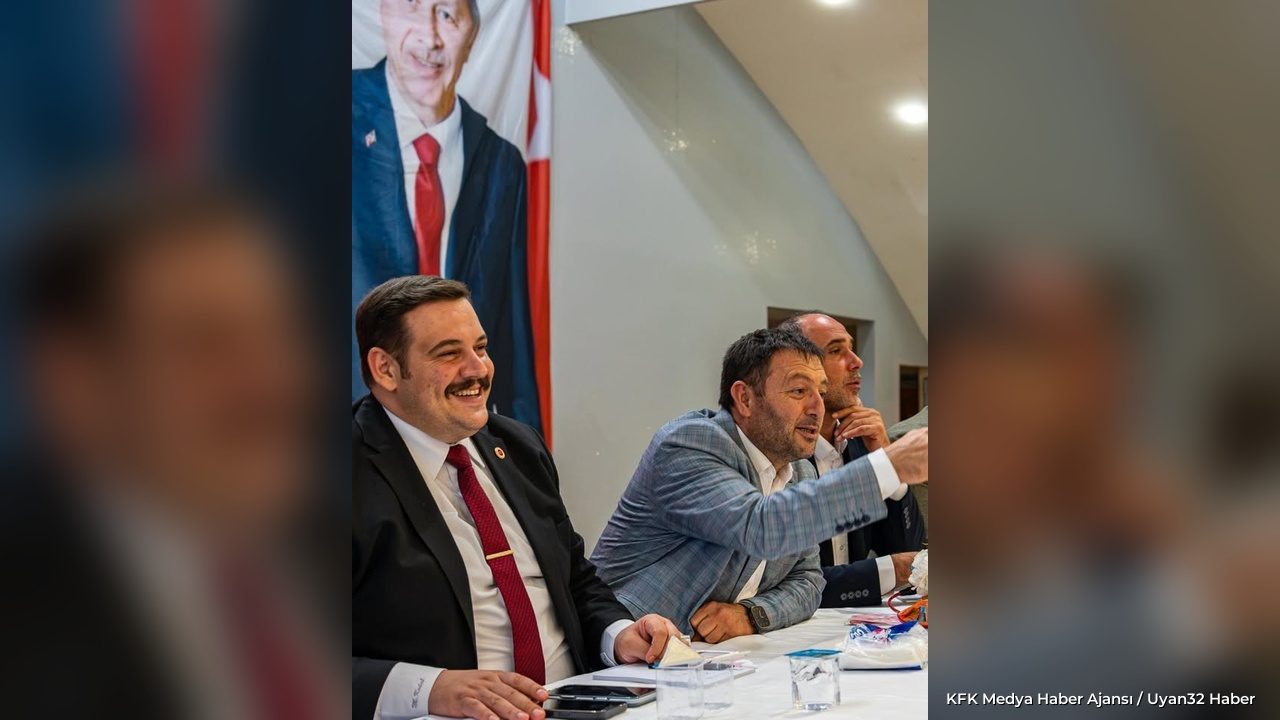 AK Parti İlçe Danışma Meclisi Toplantısı Yapıldı: Yeni Dönemde Neler Yapılacak?
