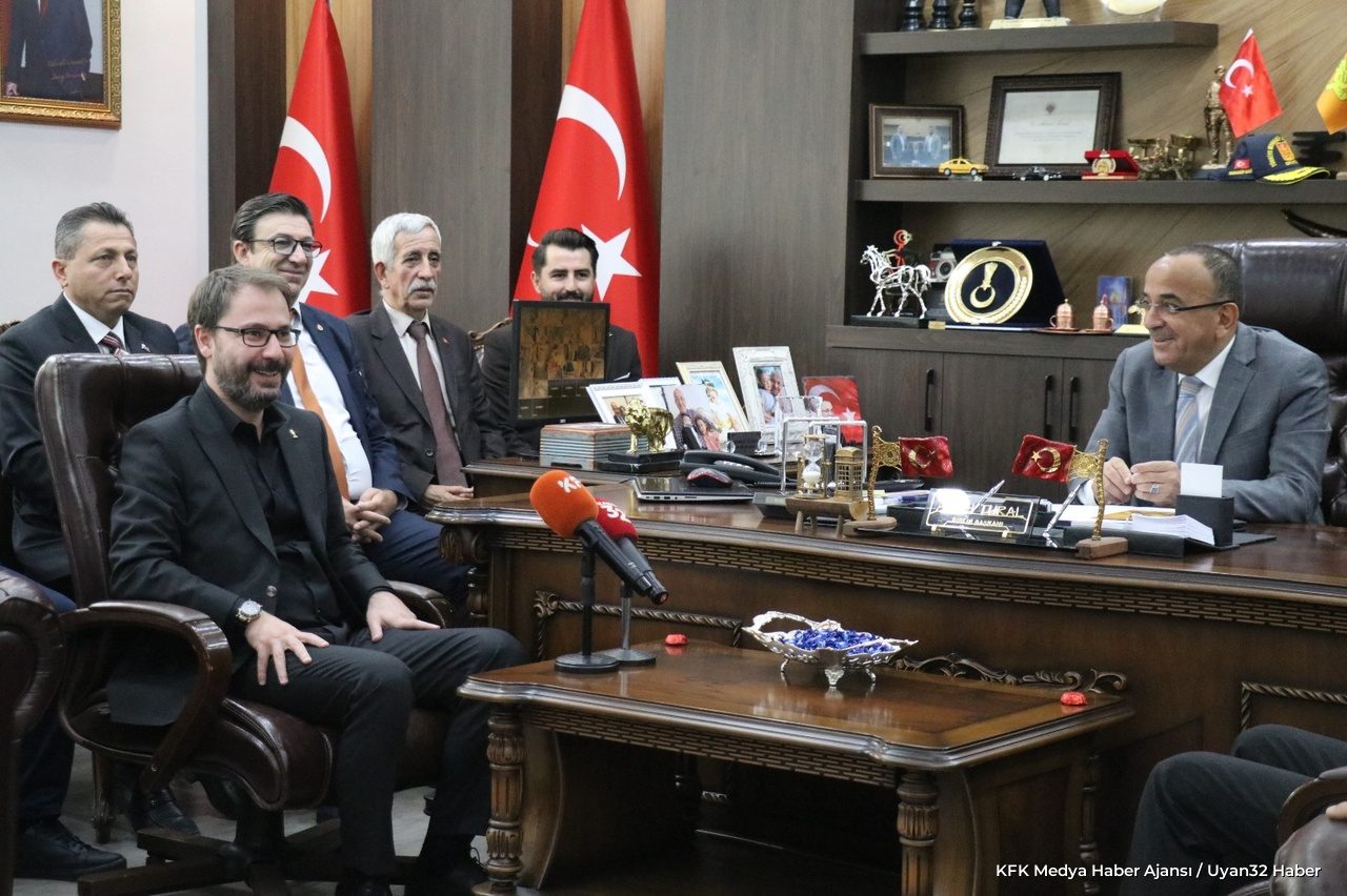 AK Parti Isparta Teşkilatından Esnaf Odasına Ahilik Ziyareti - Detay 7