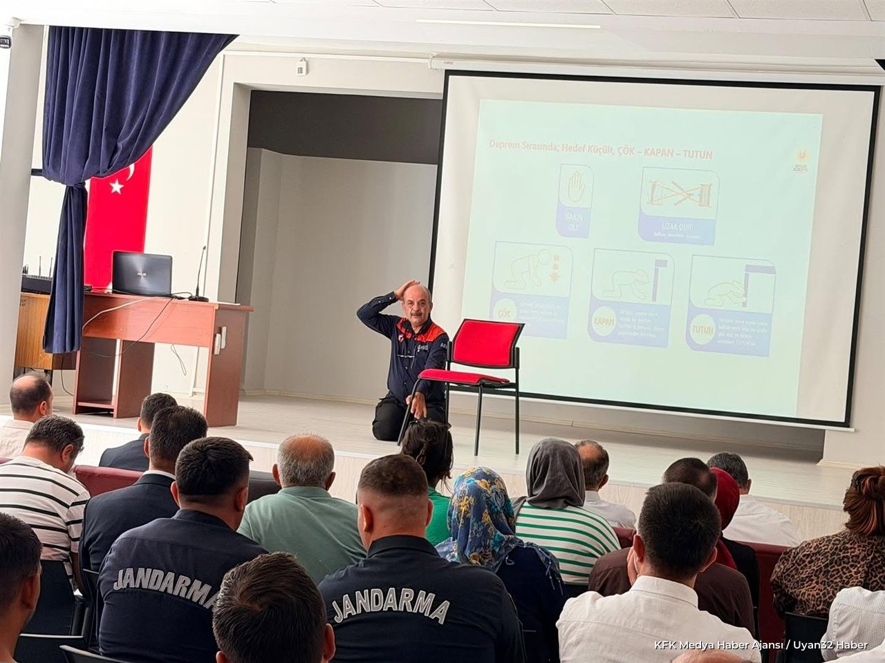 Atabey'de Kamu Personeline AFAD'dan Afet Eğitimi Verildi