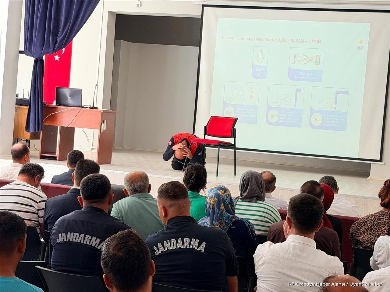 Atabey'de Kamu Personeline AFAD'dan Afet Eğitimi Verildi