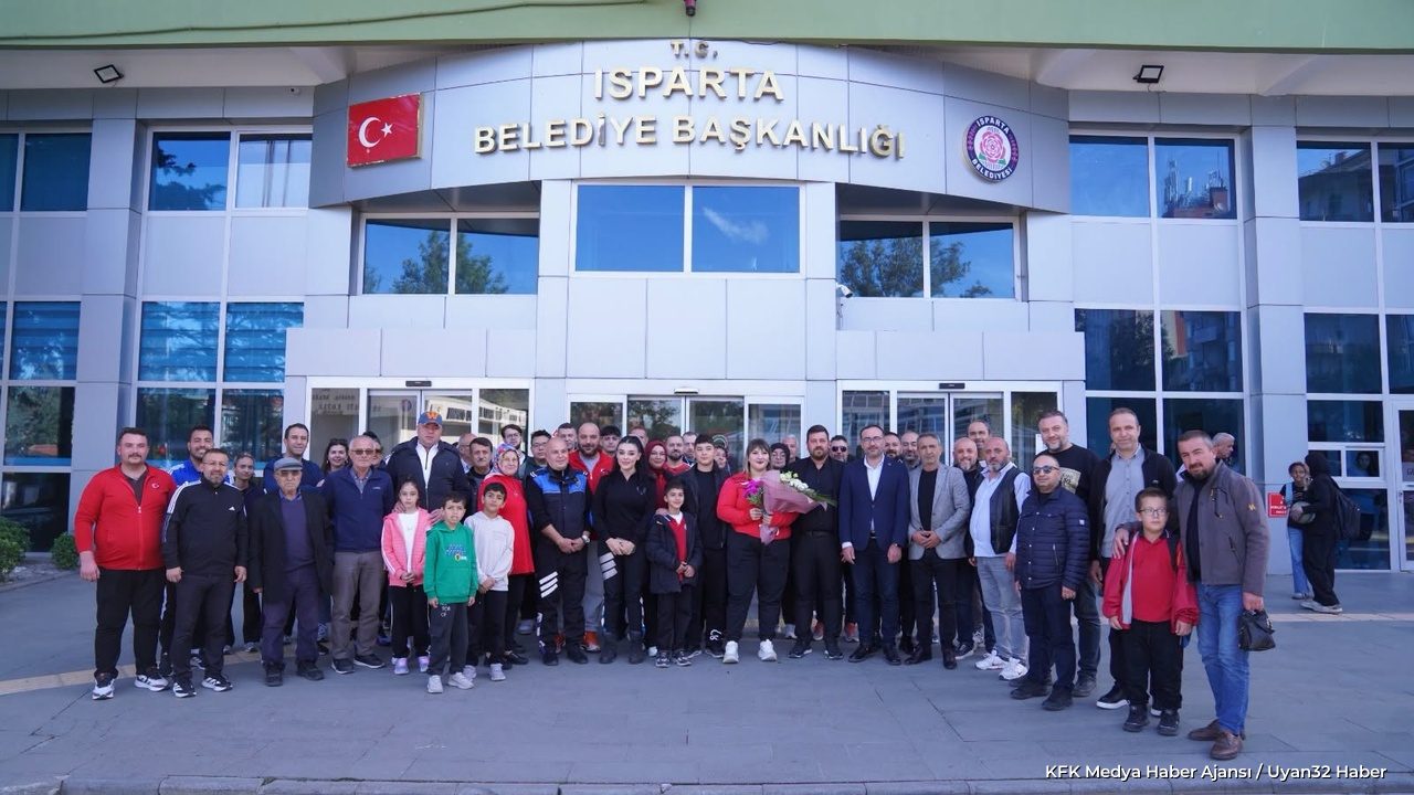 Avrupa Şampiyonu Fatma Gül Çevik Isparta’da Coşkuyla Karşılandı - Detay 4