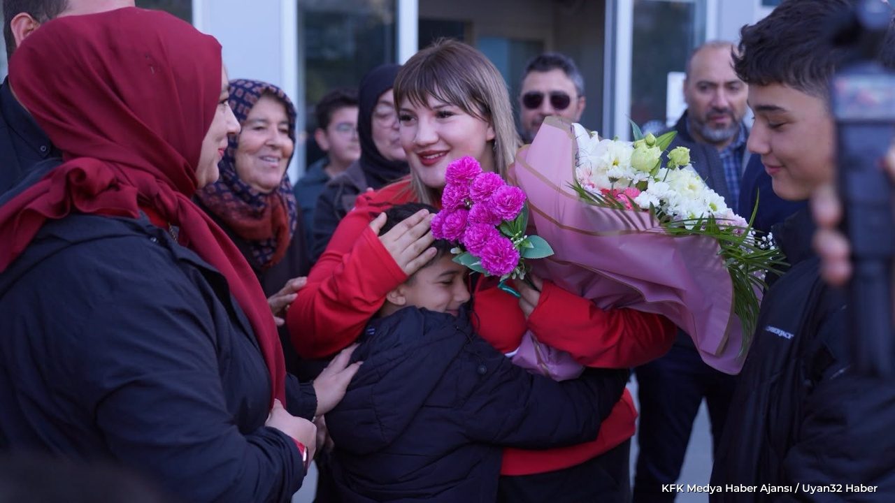 Avrupa Şampiyonu Fatma Gül Çevik Isparta’da Coşkuyla Karşılandı - Detay 6