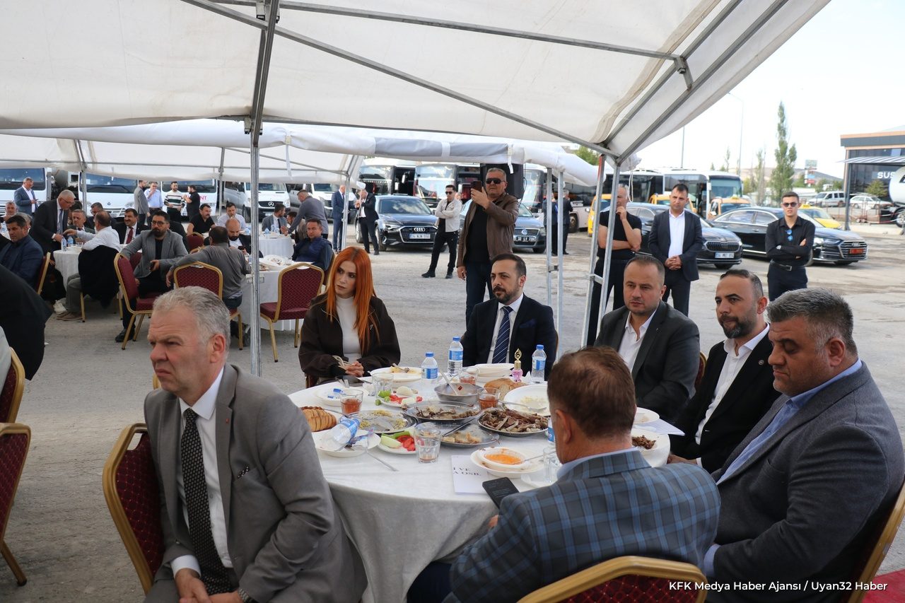 Bakan Uraloğlu Isparta’da Sektör Temsilcileriyle Buluştu - Detay 6