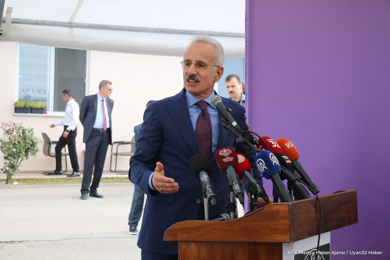 Bakan Uraloğlu Isparta’da Sektör Temsilcileriyle Buluştu - Detay 8