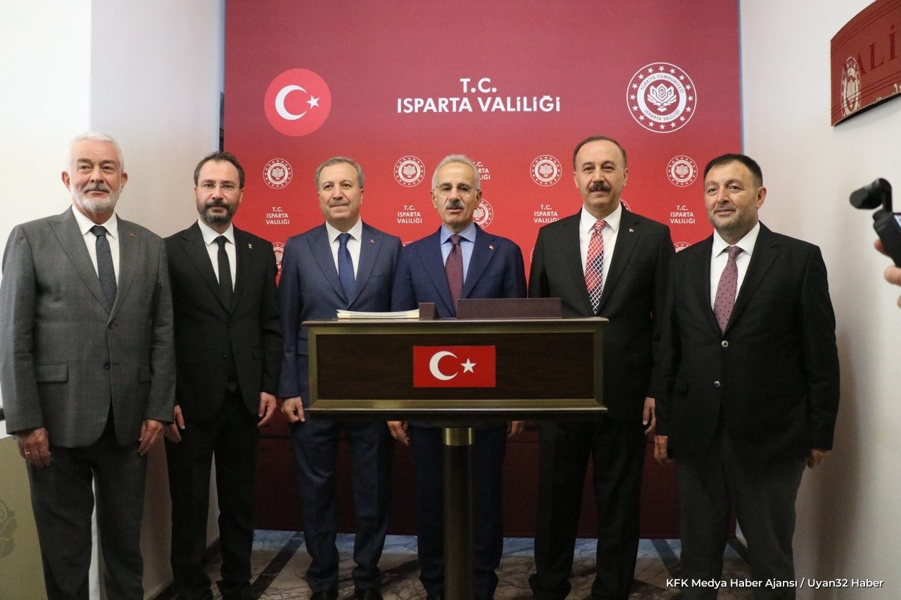 Bakan Uraloğlu Isparta’ya Çıkarma Yaptı: Gündemde Kritik Başlıklar Var - Detay 2