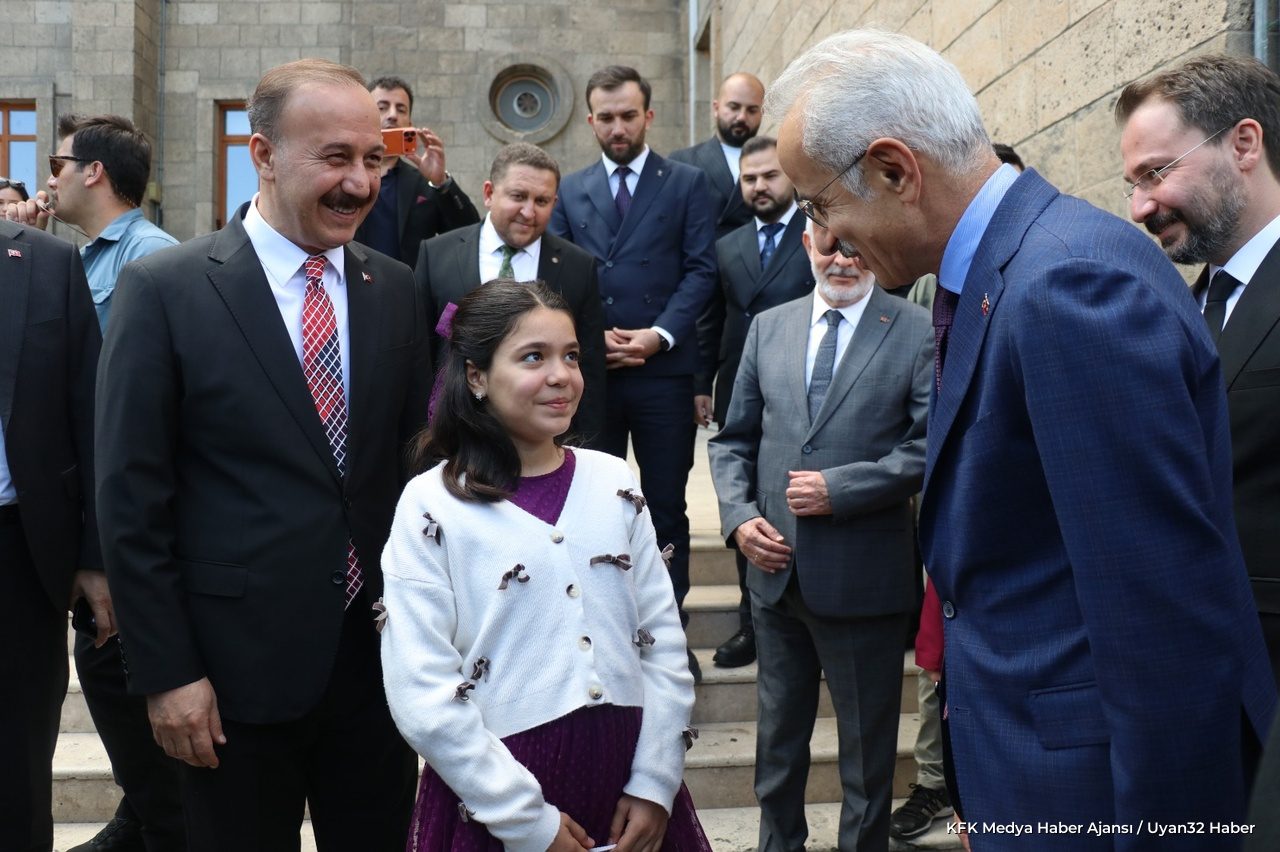 Bakan Uraloğlu Isparta’ya Çıkarma Yaptı: Gündemde Kritik Başlıklar Var - Detay 3