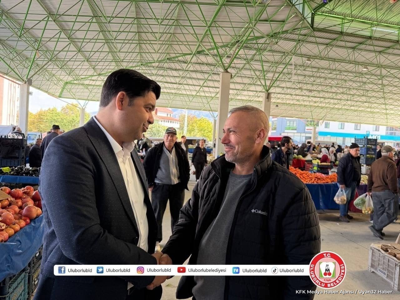 Başkan Ahmet Oğuz Bakır Uluborlu Pazarı'nda - Detay 4