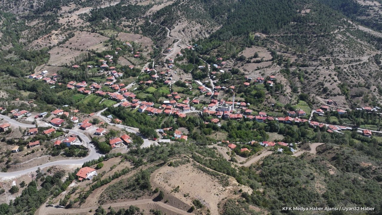 Başkan Başdeğirmen'den Yaka Köyü Sosyal Tesisine Destek - Detay 2