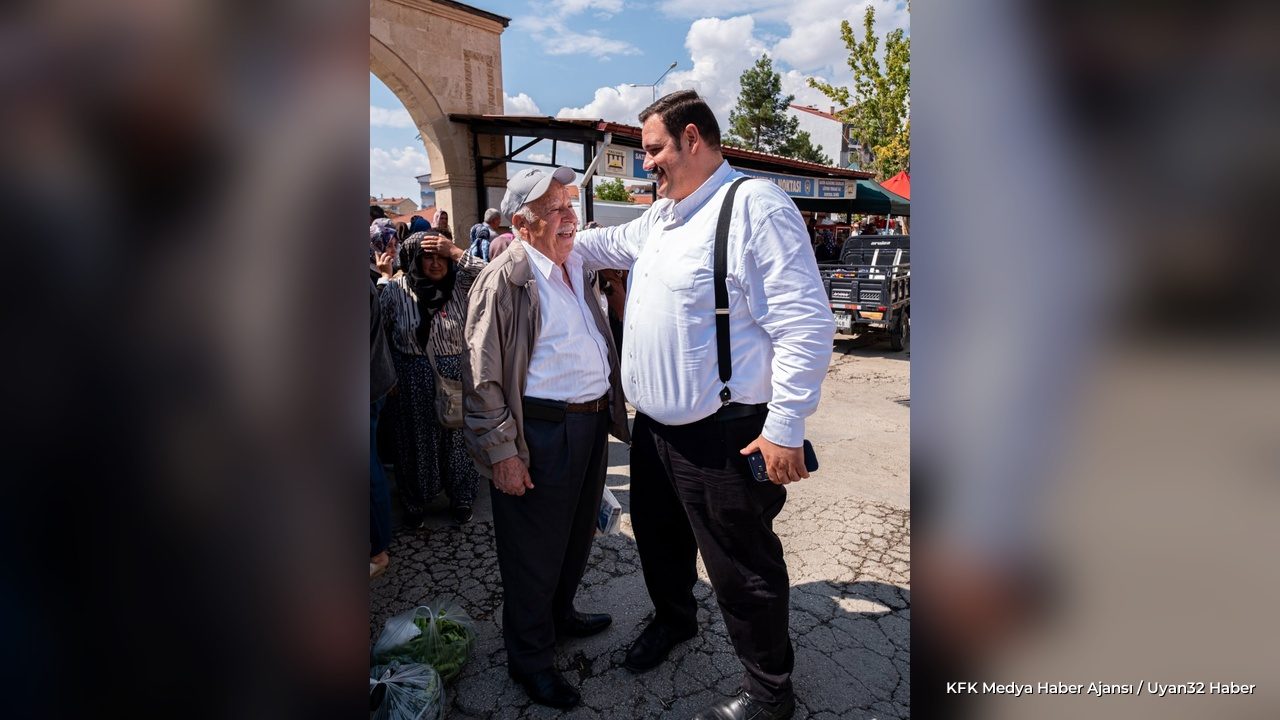 Başkan Mustafa Kodal Yalvaç Pazarında Esnafla Buluştu