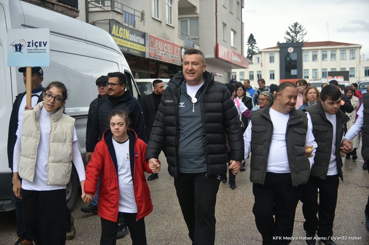 Başkan Özer “Kültürel Rotalarda Herkes İçin Yürüyüş” Etkinliğine Katıldı - Detay 9