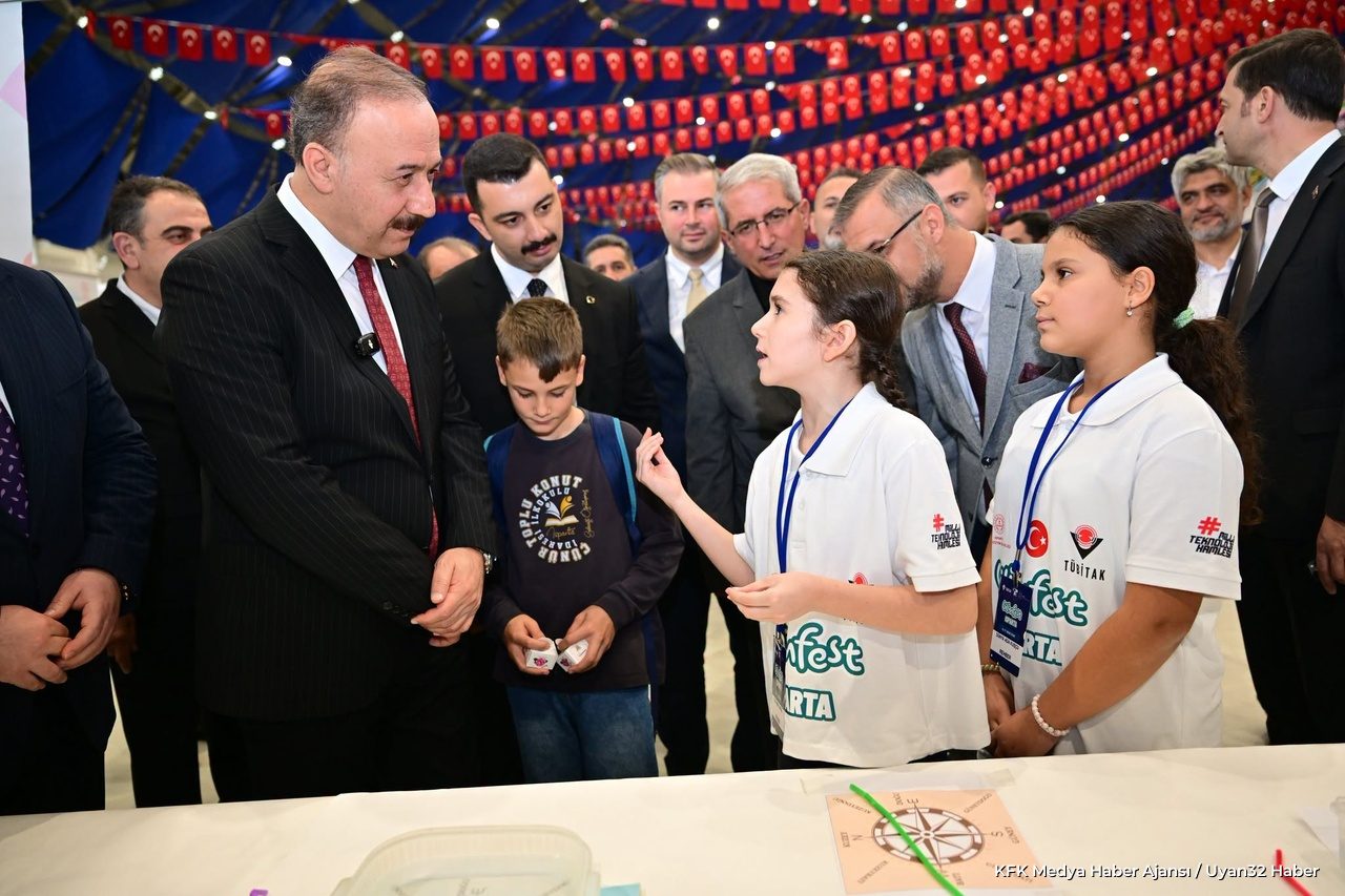 Bilimfest Isparta Açıldı: 3 Projeye TÜBİTAK Desteği - Detay 4