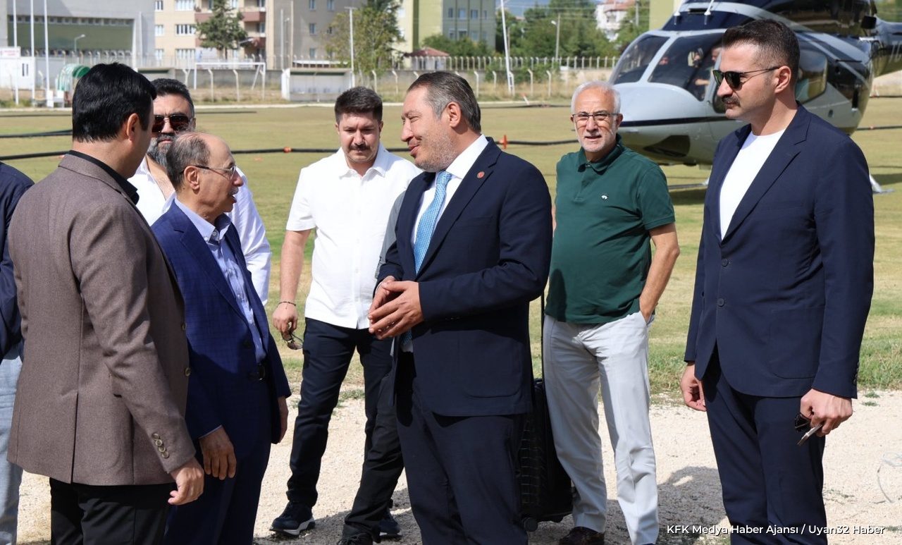 BİM Üst Yönetimi Dinar'da Zirvede Buluştu: İş Birliği Masada
