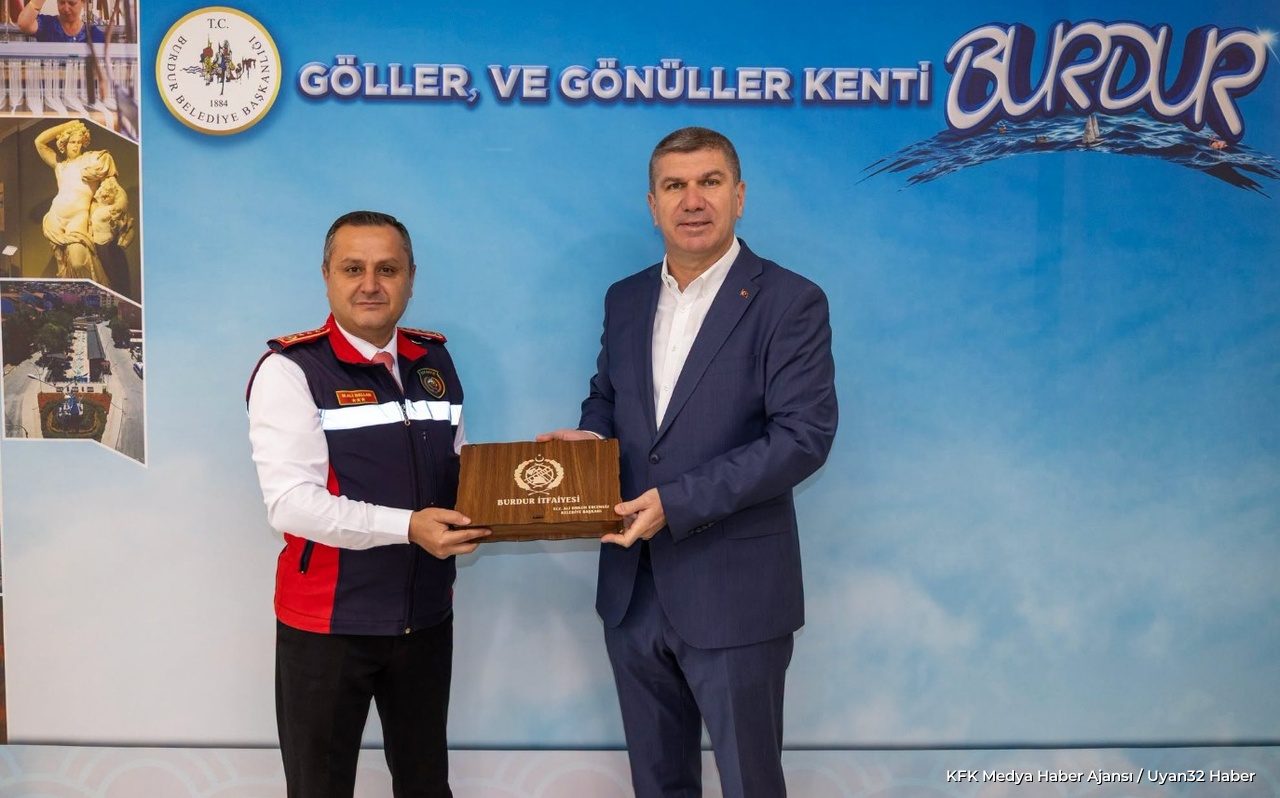Burdur'da İtfaiye Ekipleri Başkan Ercengiz'i Ziyaret Etti - Detay 3