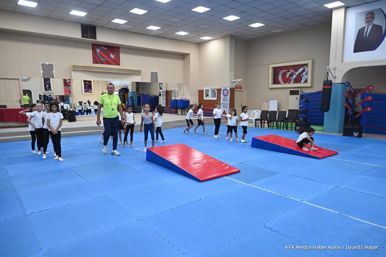 Çocuklar Sahada, Eğlence Zirvede! Ücretsiz Kurslar Sürüyor