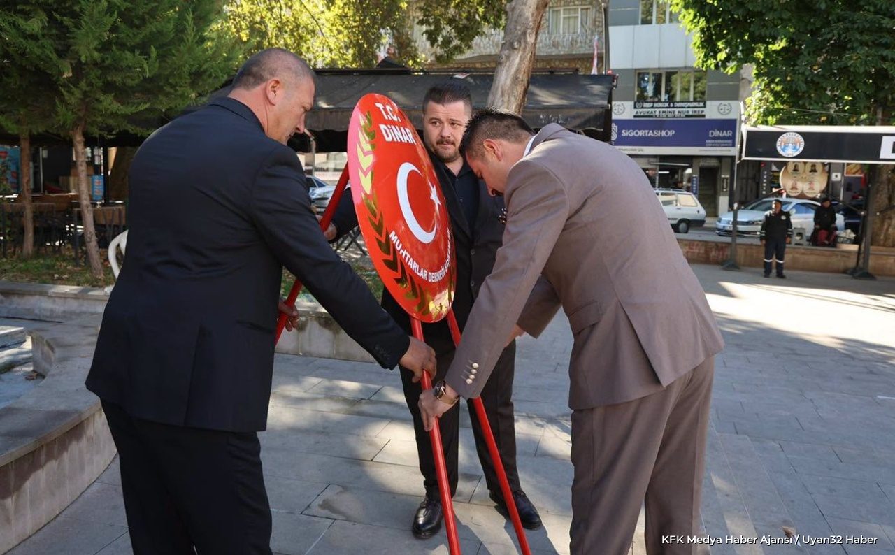 Dinar'da Muhtarlar Günü Kutlandı: Veysel Topçu'ya Ziyaret - Detay 2