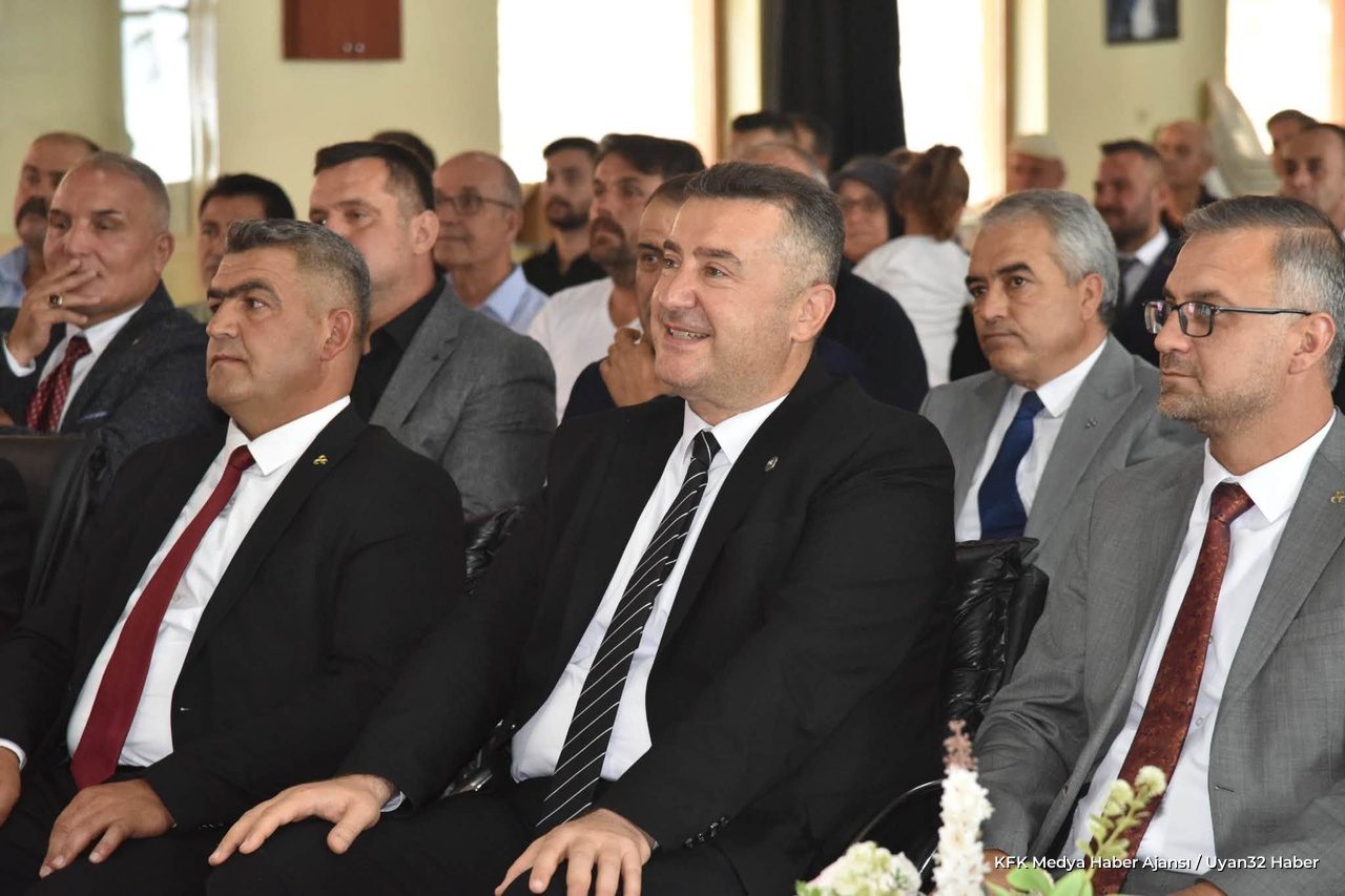 MHP Kongresinde Başkan Özer Vardı