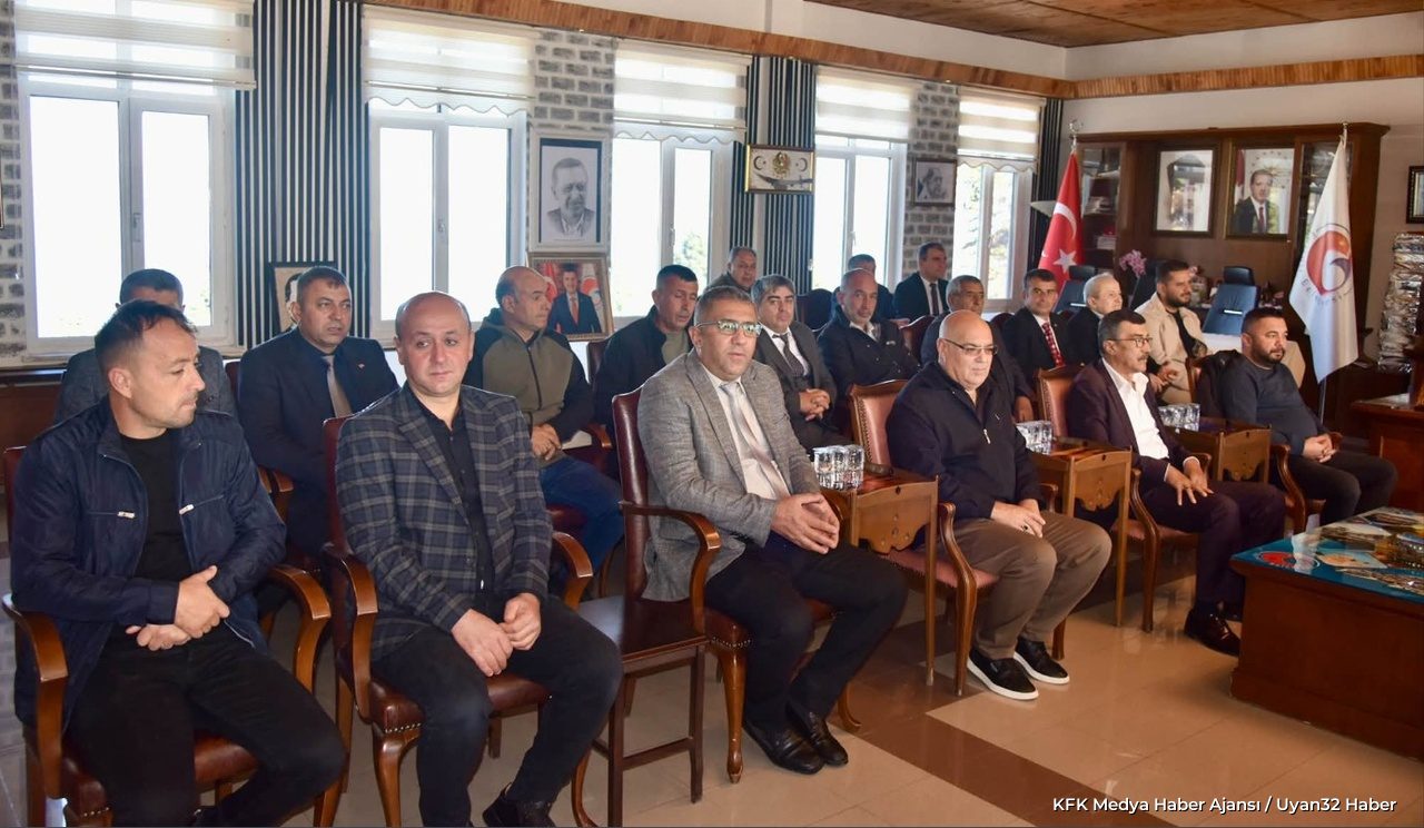 Eğirdir Belediye Başkanı Özer Muhtarlarla Bir Araya Geldi - Detay 6