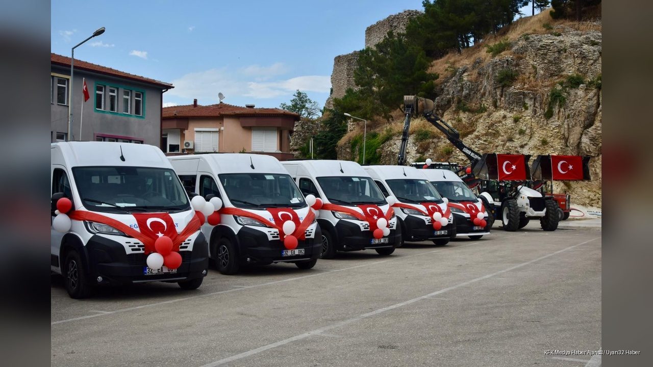 Eğirdir Belediyesi Araç Filosunu Güçlendirmeye Devam Ediyor