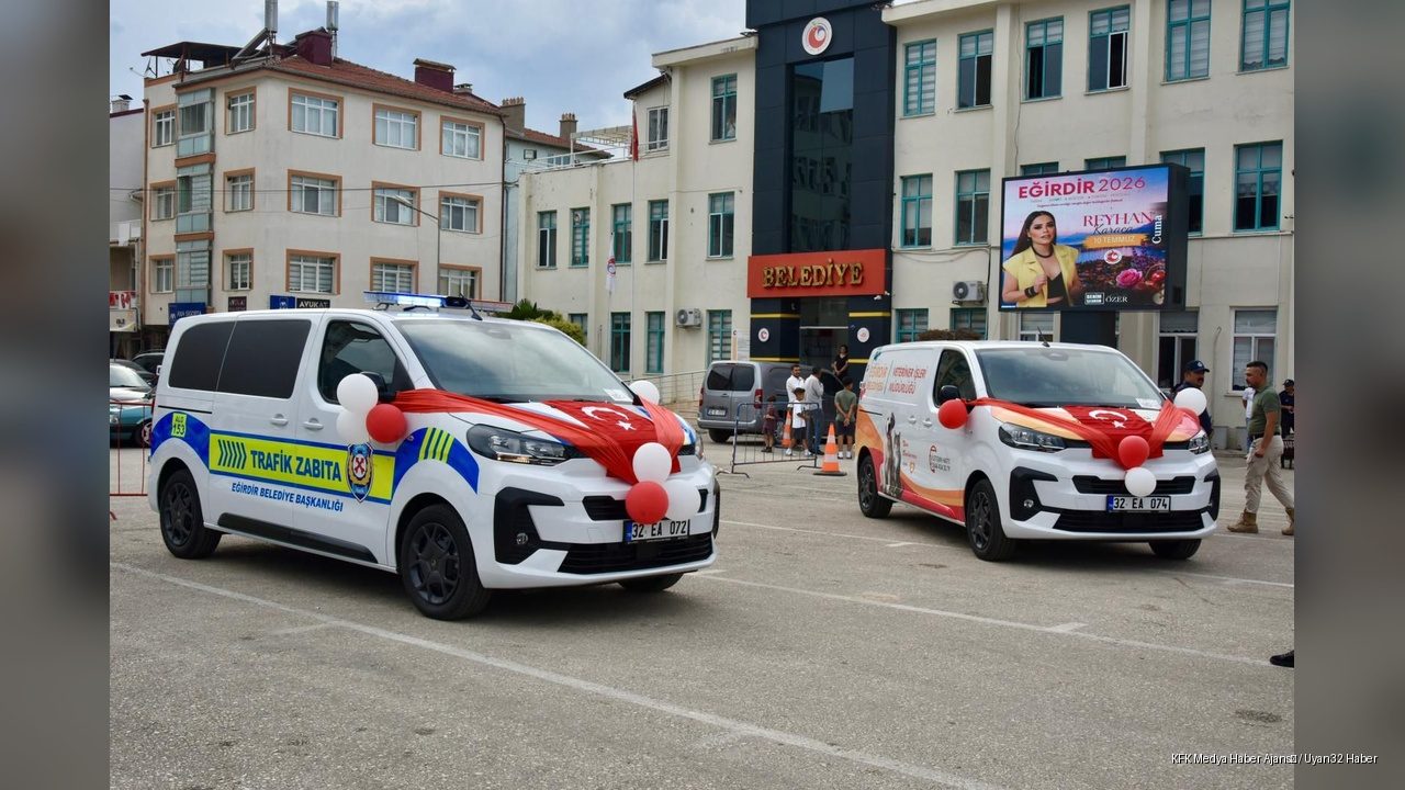 Eğirdir Belediyesi Araç Filosunu Güçlendirmeye Devam Ediyor