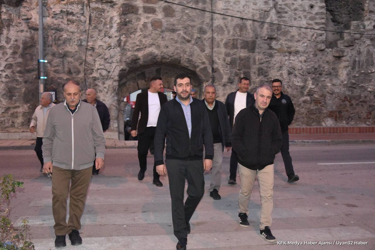 Eğirdir Belediyesi Her Cuma Çorba İkramı Yapıyor