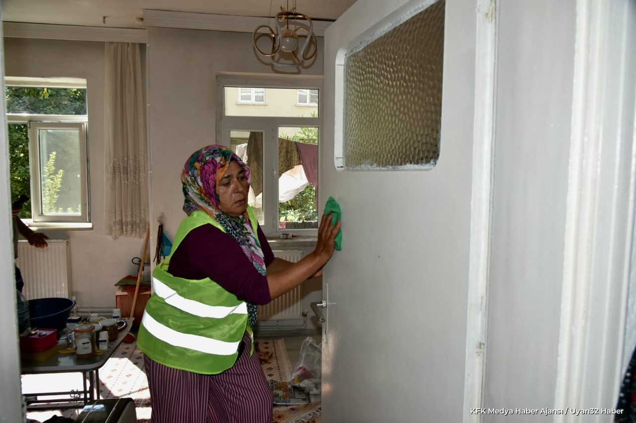 Eğirdir Belediyesi'nden Anlamlı Destek: Ev Temizliği Hizmeti - Detay 2