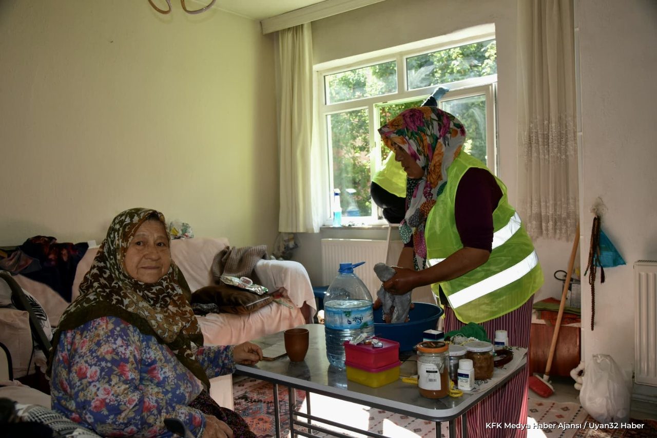 Eğirdir Belediyesi'nden Anlamlı Destek: Ev Temizliği Hizmeti - Detay 3