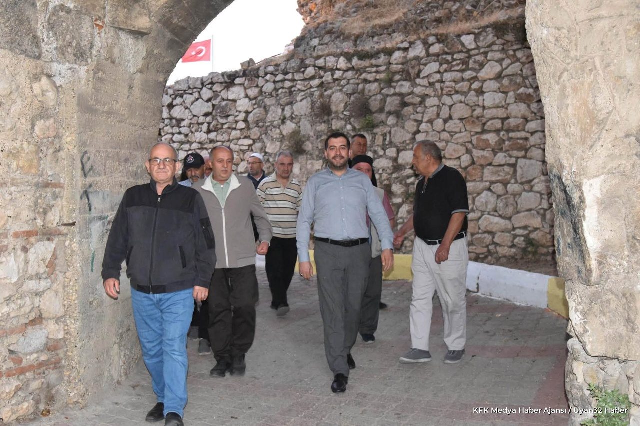 Eğirdir Belediyesi'nden Cuma Sabahı Geleneksel Çorba İkramı