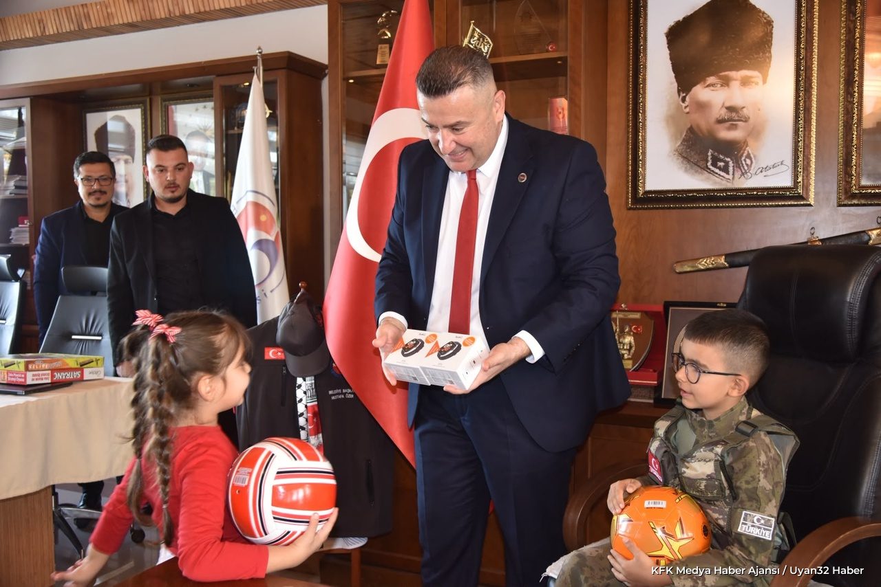 Eğirdir'de Başkan Özer'den Şehit Ailesine Büyük Vefa - Detay 3