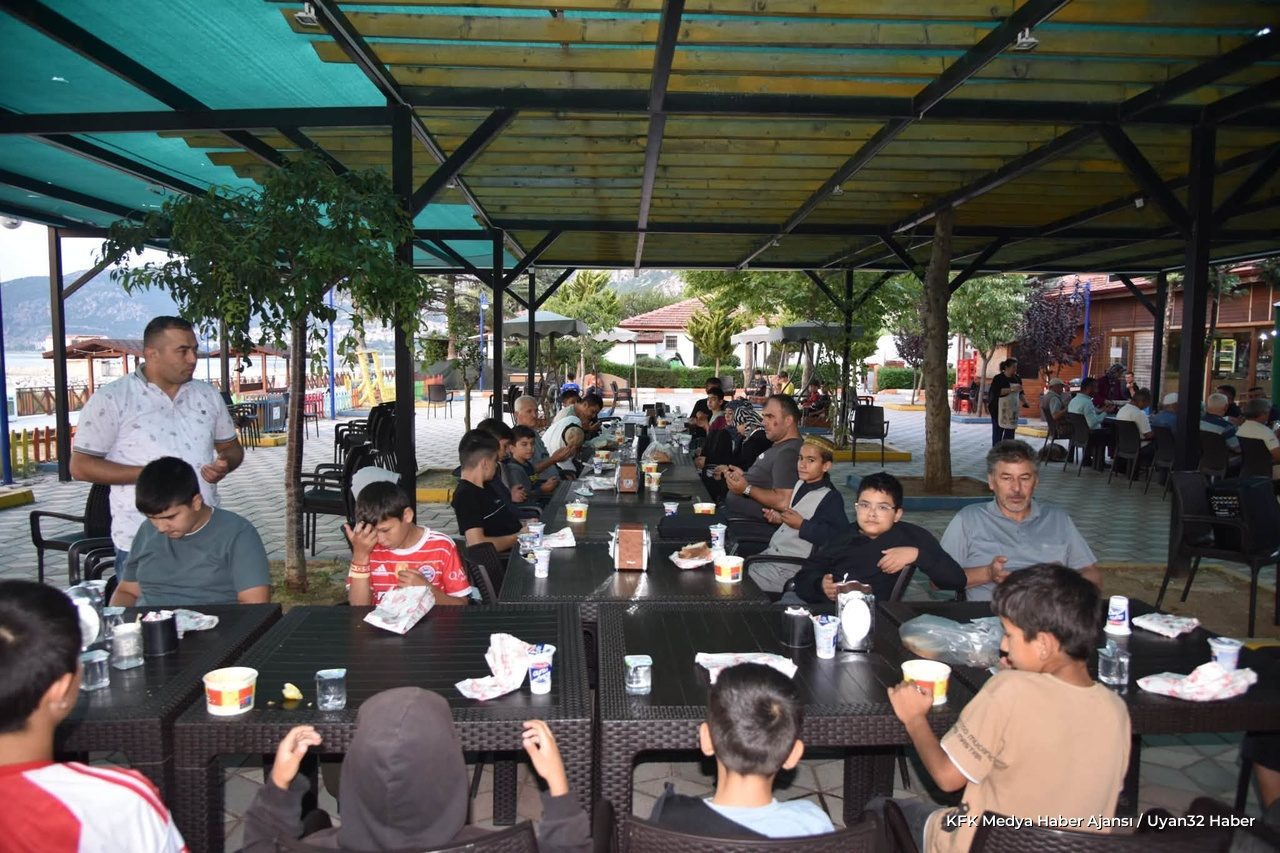 Eğirdir'de Geleneksel Çorba İkramı