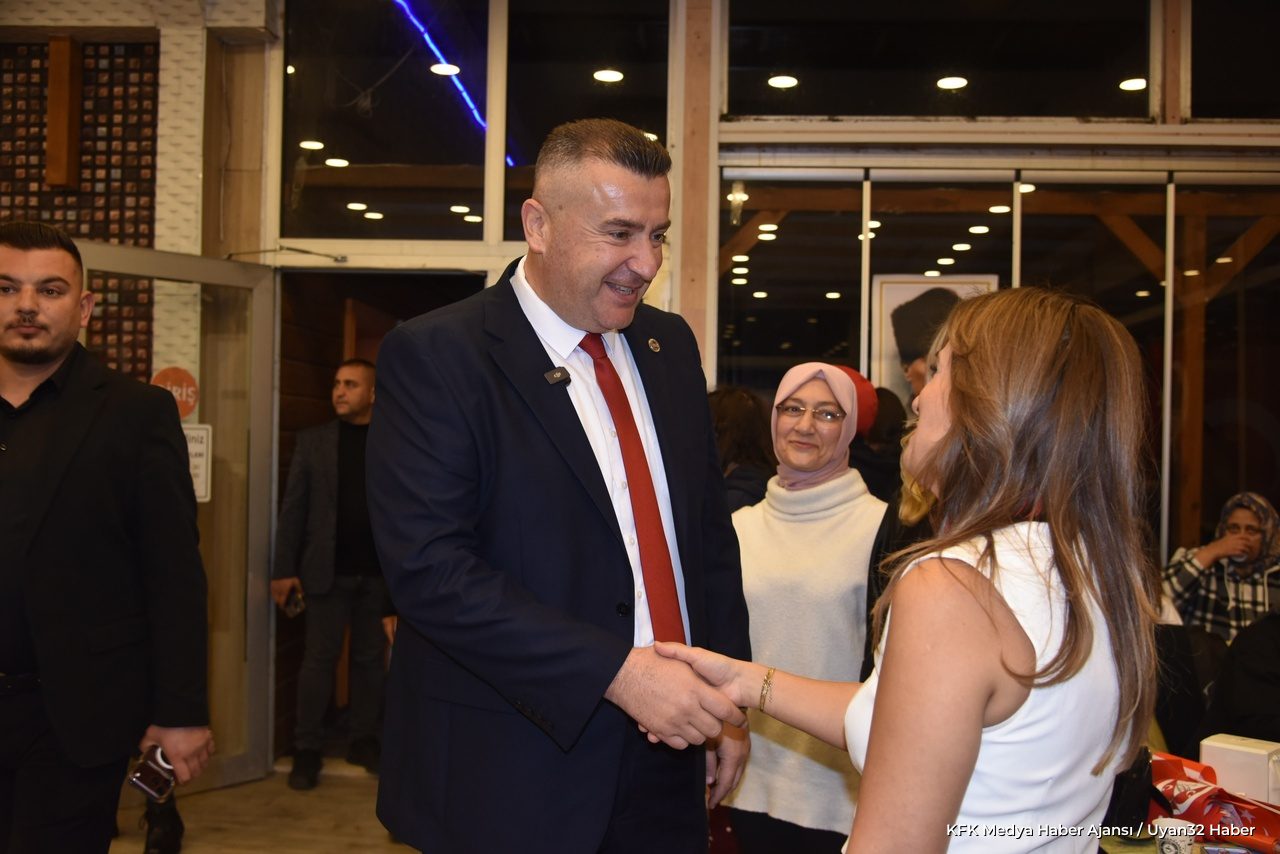 Eğirdir'de Cumhuriyet Kadınları Balosu Düzenlendi - Detay 6