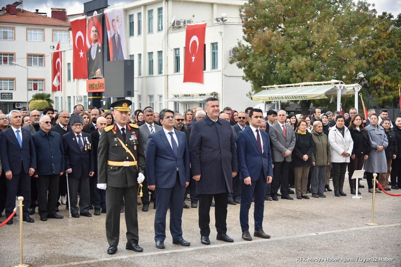 Cumhuriyet Bayramı’nda Coşkulu Tören