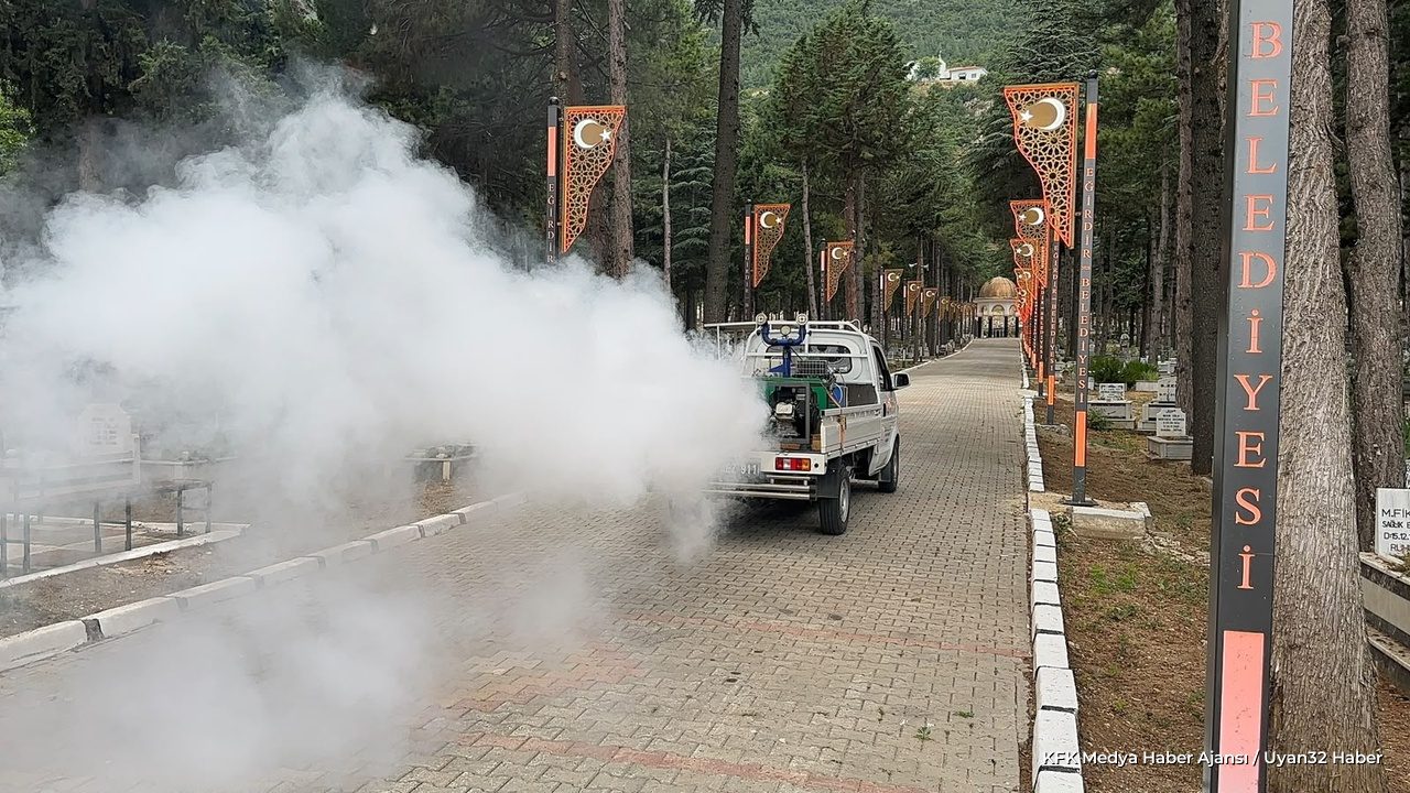 Eğirdir'de Yaz İlaçlaması Devam Ediyor