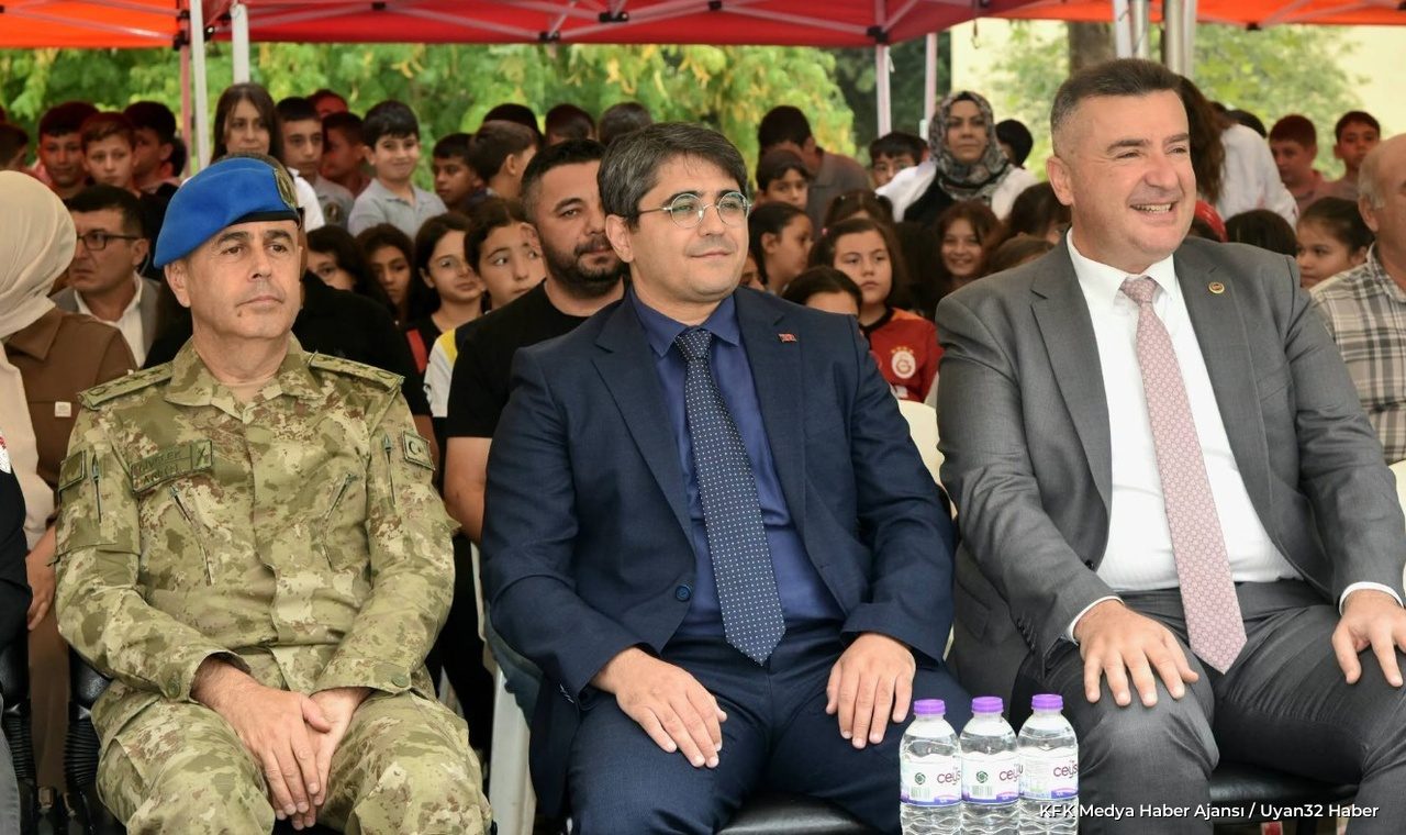 Eğirdir'de İlköğretim Sevinci - Detay 3