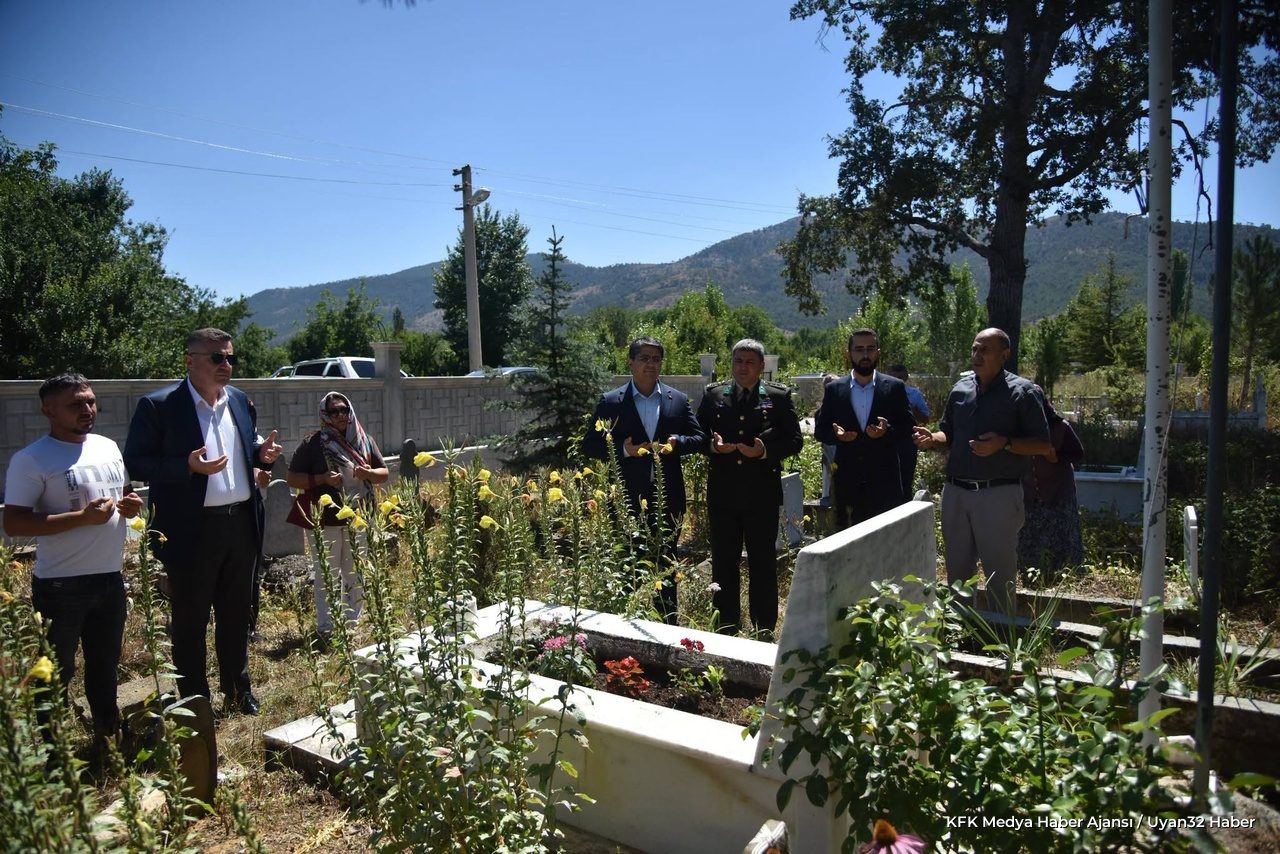 Eğirdir'de Şehit Anma Töreni
