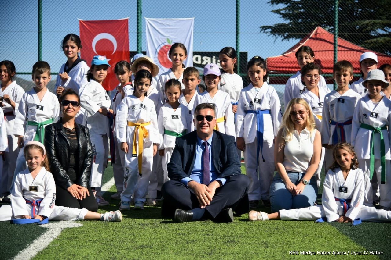 Eğirdir'de Taekwondo Heyecanı: Kuşak Terfi Sınavı Yapıldı - Detay 6