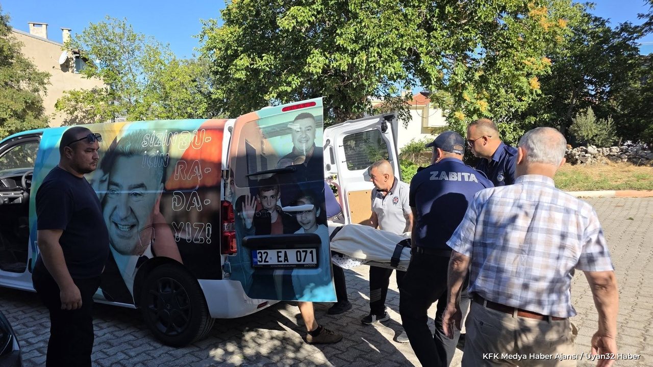 Eğirdir'de Zabıtadan Örnek Destek: Sedyeyle Hastaneye Taşındı - Detay 3