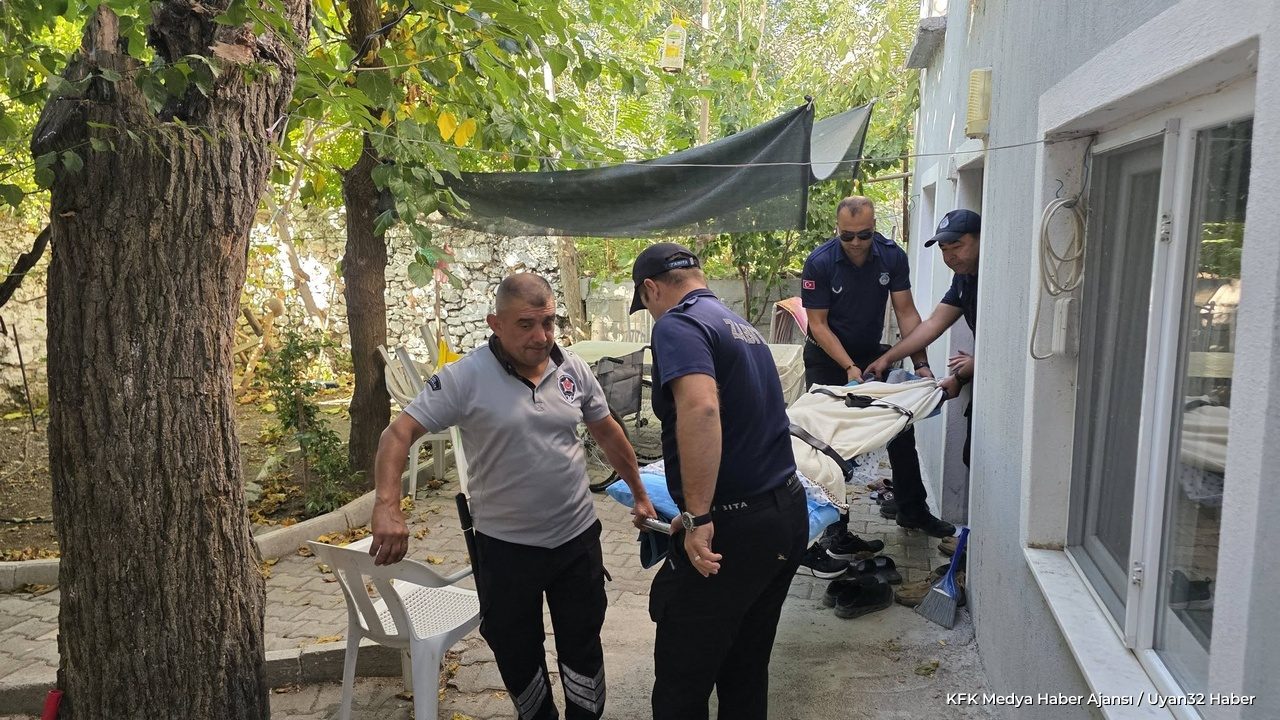 Eğirdir'de Zabıtadan Örnek Destek: Sedyeyle Hastaneye Taşındı - Detay 9