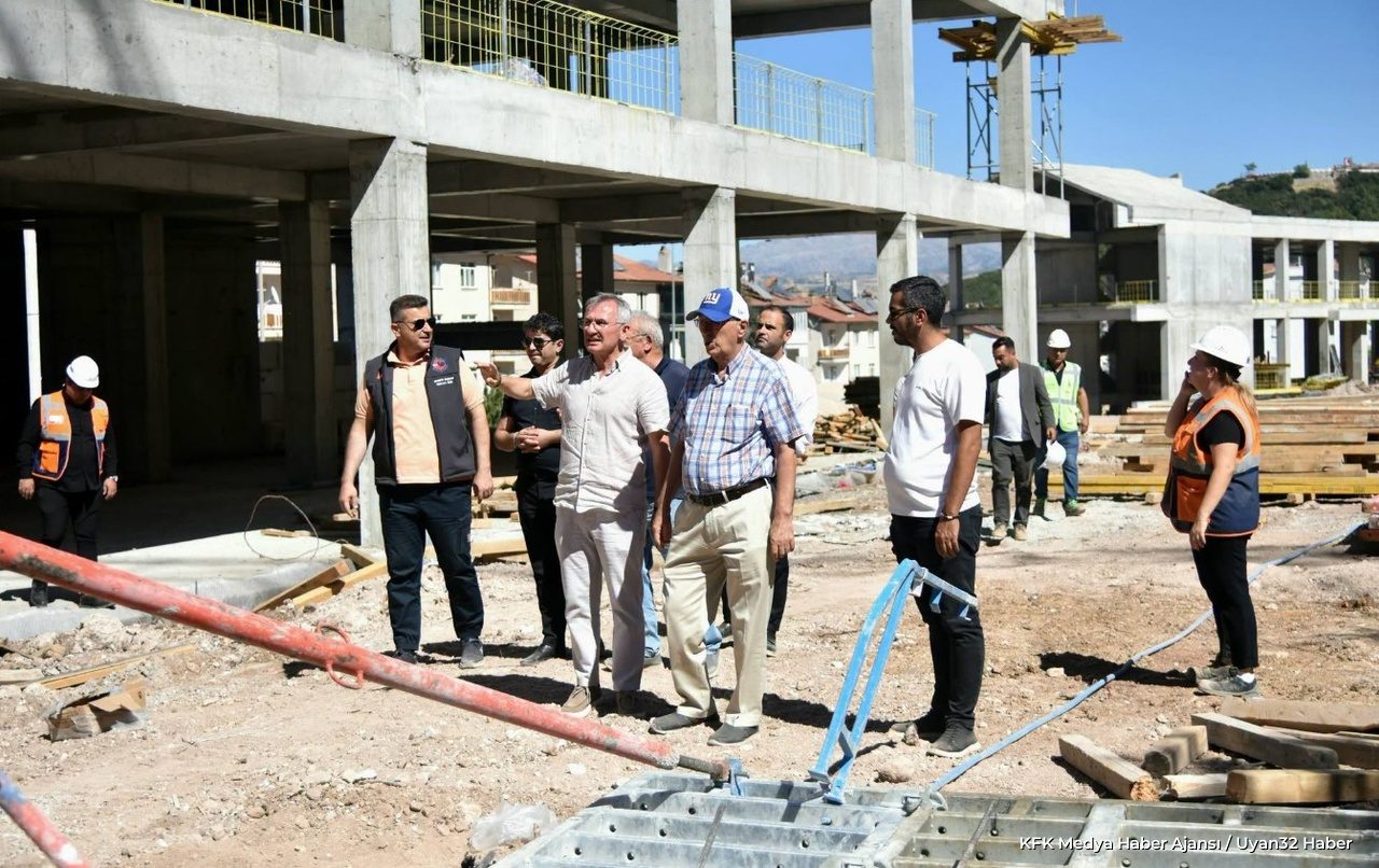 Eğirdir Fen Lisesi İnşaatı Hız Kesmiyor: Protokolden Ziyaret - Detay 2