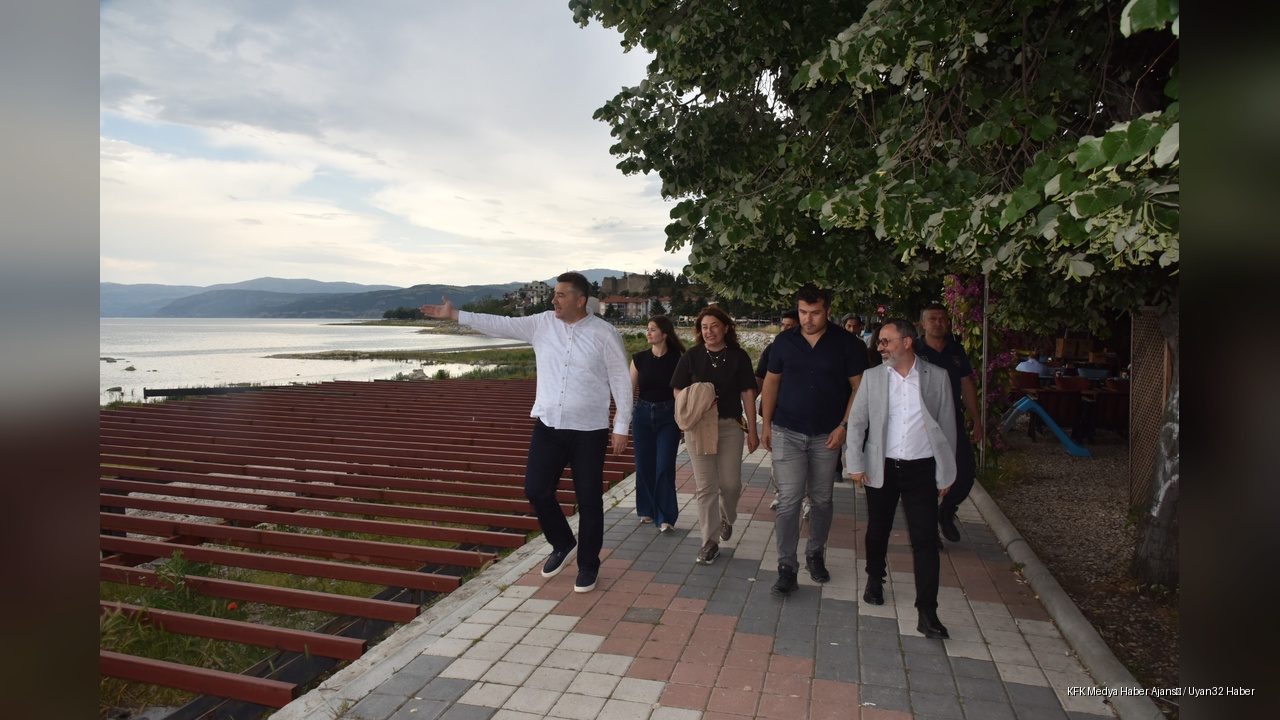 Eğirdir Sahilinde Yenileme Çalışmaları