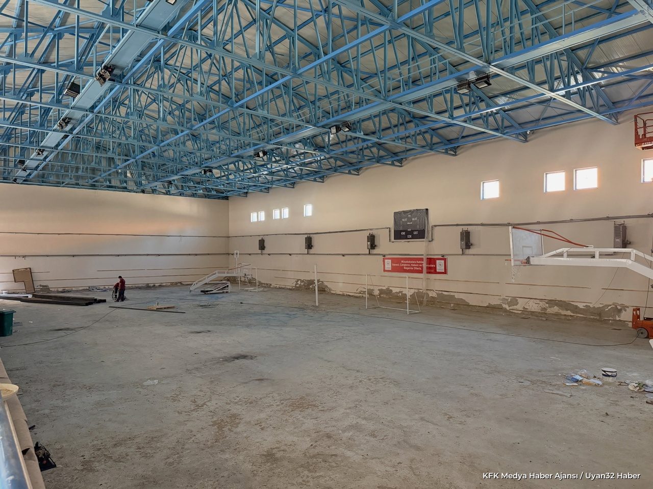 Eğirdir Spor Salonu