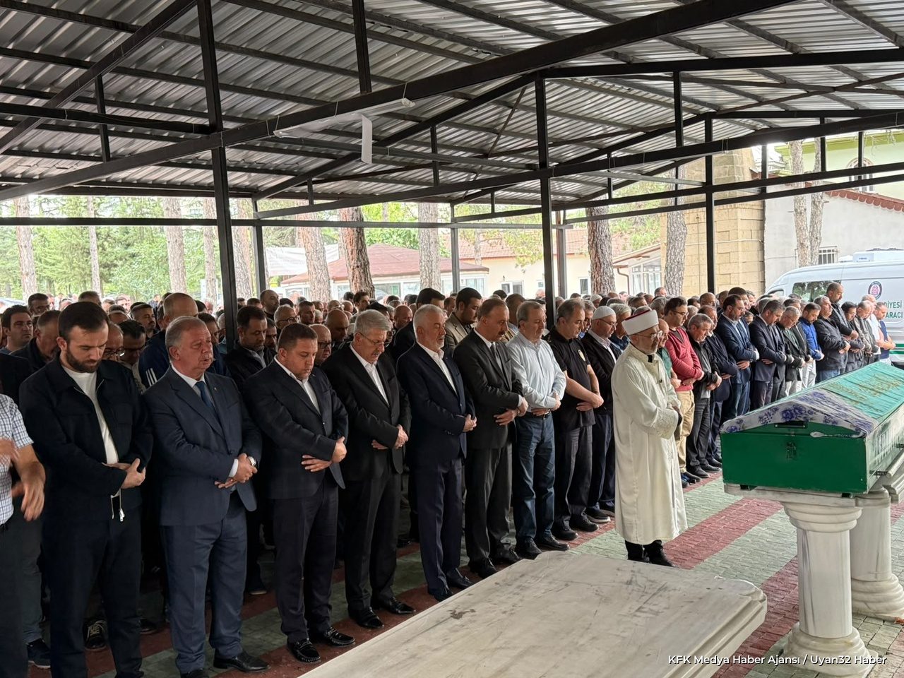 Furkan Cem Er’in Anneannesi Son Yolculuğuna Uğurlandı - Detay 8
