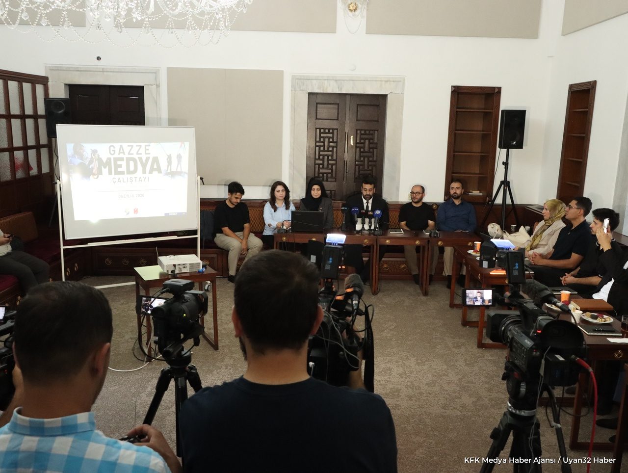 Gazze Medya Çalıştayı Düzenlendi: İhlaller Yargıya Taşınacak - Detay 8