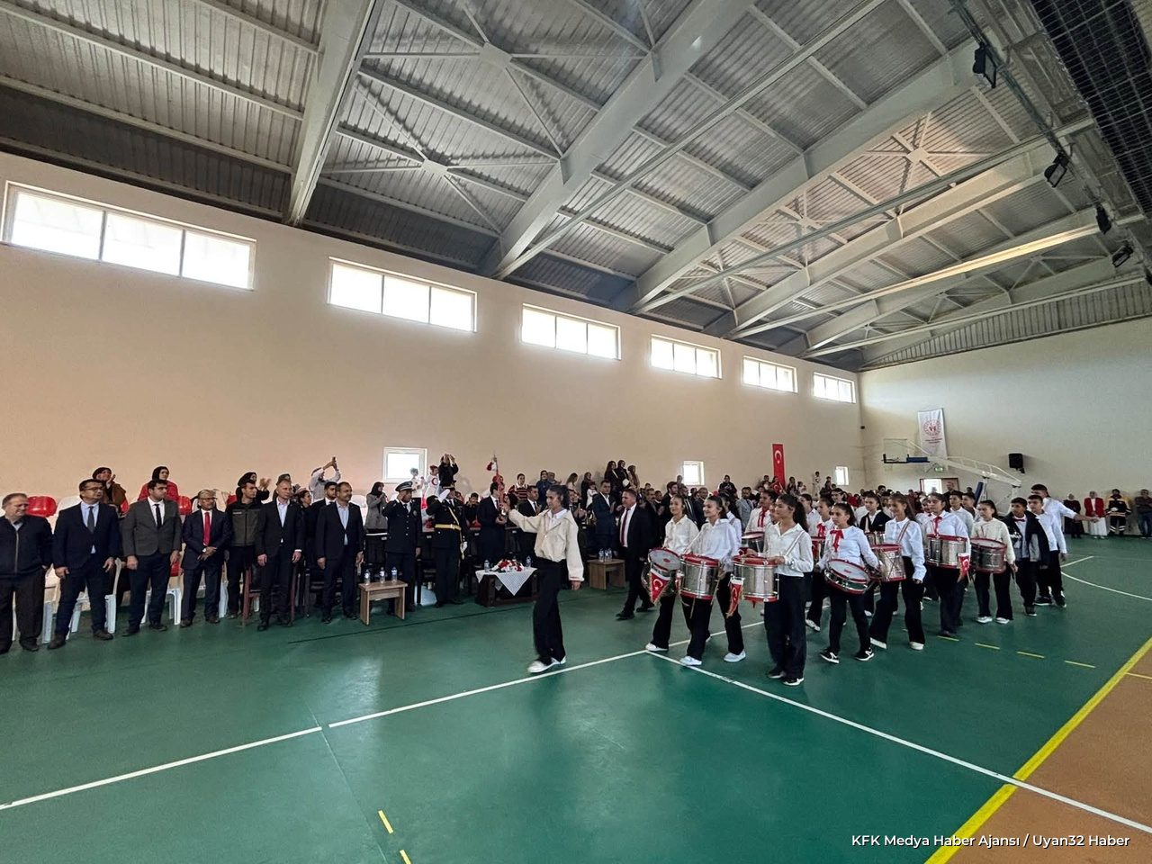 Cumhuriyet Bayramı Gelendost'ta Coşkuyla Kutlandı