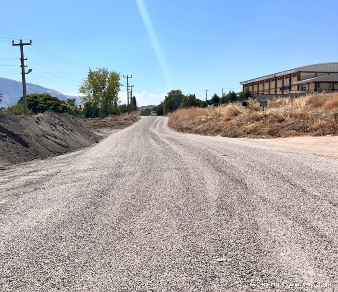 Gelendost'ta 3 Mahallede Asfalt Çalışmaları Tamamlandı