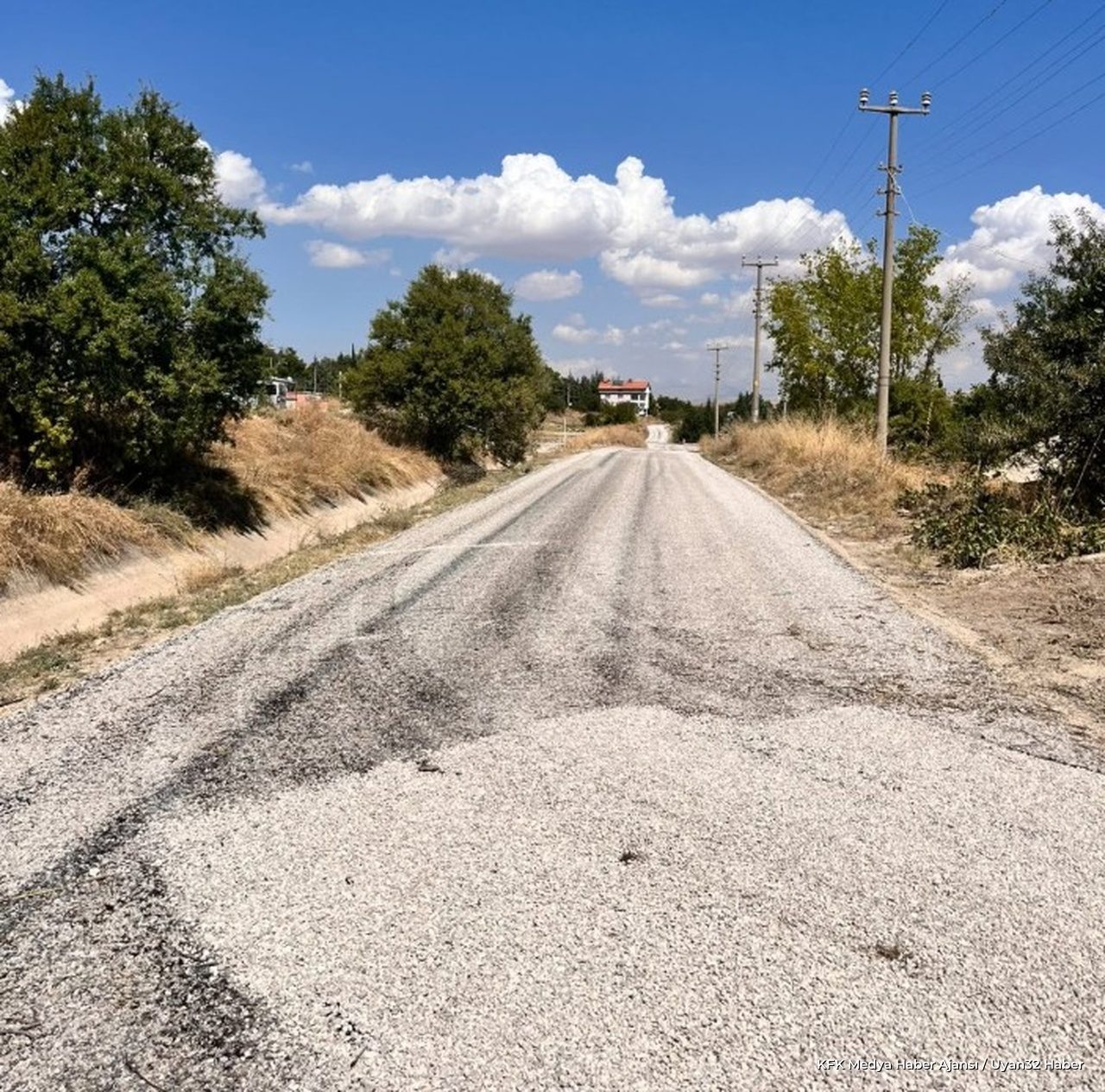 Gelendost'ta 3 Mahallede Asfalt Çalışmaları Tamamlandı - Detay 2