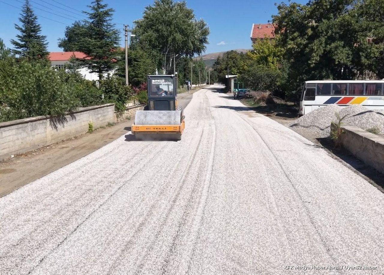 Gelendost'ta 3 Mahallede Asfalt Çalışmaları Tamamlandı - Detay 3